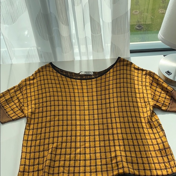 Zara Tops - Zara top size medium New with no tag